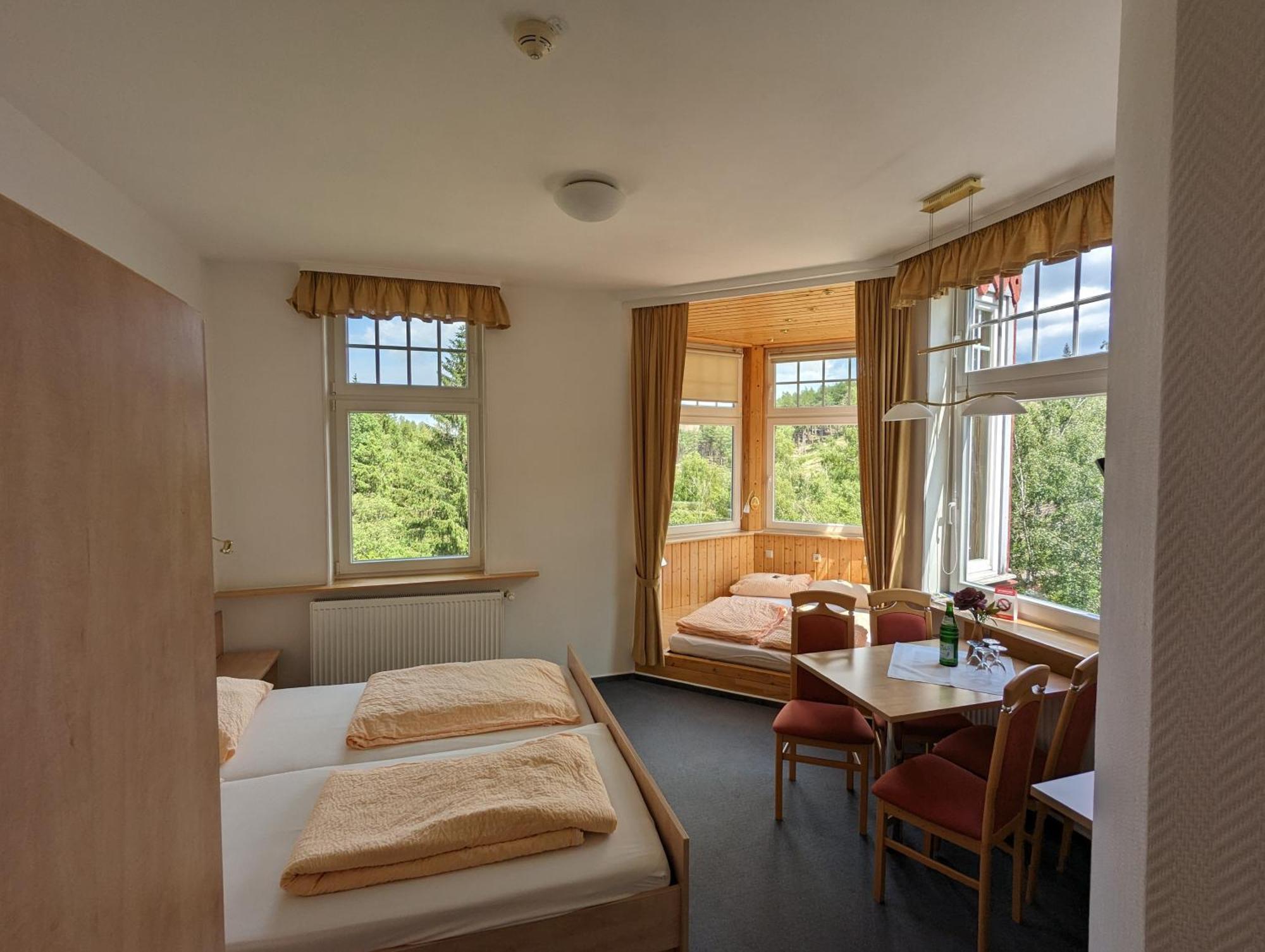 Waldgasthaus & Berghotel Steinerne Renne Wernigerode Bagian luar foto
